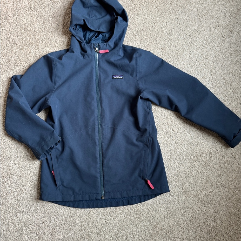 Patagonia kids 4 in 1 winter coats (navy available - black sold)